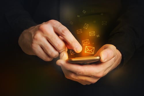 4 Critical Things to Consider When Choosing Between Toll-Free and 10DLC Numbers